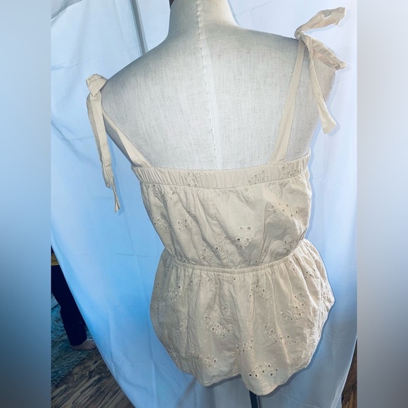 Maurice’s Ivory Eyelet Summer top size M cotton - Picture 5 of 7